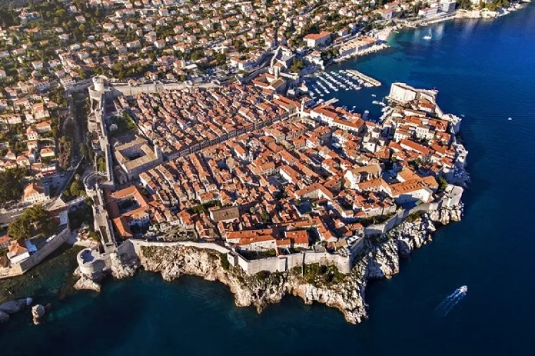 Danas u Hrvatskoj - U Dubrovniku započinje sastanak &scaron;efova vlada 16+1 zemalja