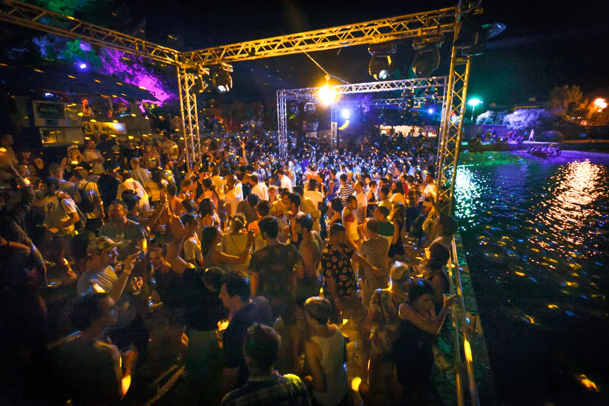 Fuliranje na moru po prvi put u The Garden Resortu u Tisnom