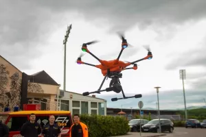 D(R)ONacija: Tele2 vatrogasnim dru&scaron;tvima donirao dronove