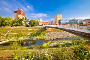 &Scaron;vicarci kupili vukovarski hotel Dunav. &Scaron;to namjeravaju s njime učiniti?