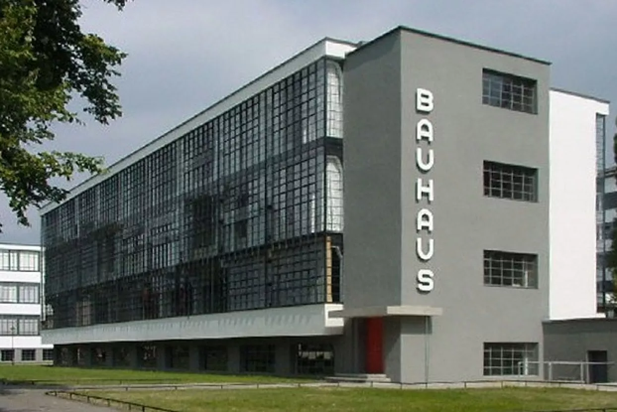 Izložba: Virtualna &scaron;etnja kroz Bauhausovu &scaron;kolu