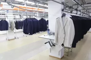 FOTO: Iz Kotke danas otpremljeno u izvoz pedesetitisućito ovogodi&scaron;nje odijelo