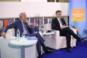 FOTO: Barnier otkrio za koje se izazove budućnosti Europa mora pripremiti