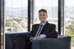 &Scaron;ef OTP-a Bal&aacute;zs B&eacute;keffy: Ljudi neće slijediti autokratskog vođu koji samo zna kritizirati