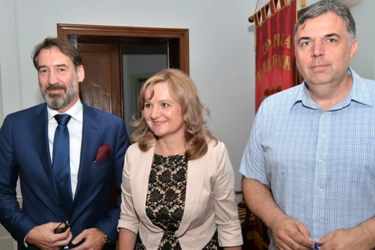 S materijalima koje proizvodi Lola Ribar, a već se koriste u Općoj bolnici Karlovac, rane brže zacjeljuju