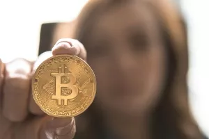 Rast kriptovaluta: Vrijednost Bitcoina prvi put ove godine 'pre&scaron;i&scaron;ala' 10.000 dolara