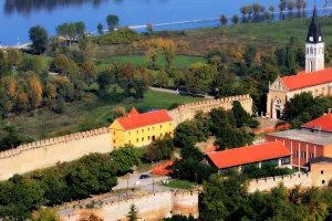 Grad Ilok stavio na prodaju nekretnine, neke kuće se prodaju i po 1.000 kuna