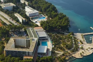 Tvrtke i karijere: Helios faros iza&scaron;ao iz stečaja, promjene u Coca-Coli, Enikon Aerospaceu&hellip;