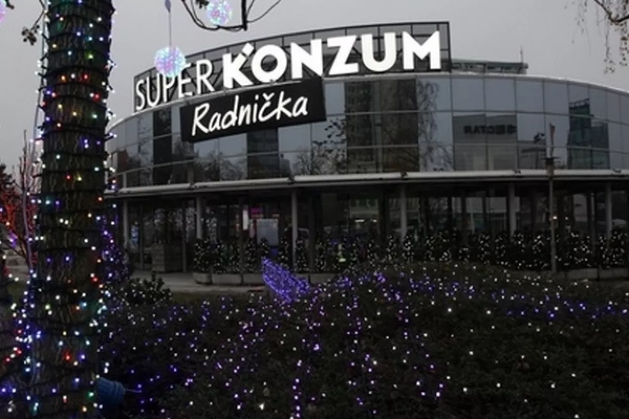 Mercator prodaje Super Konzum u Radničkoj da bi smanjio svoj dug