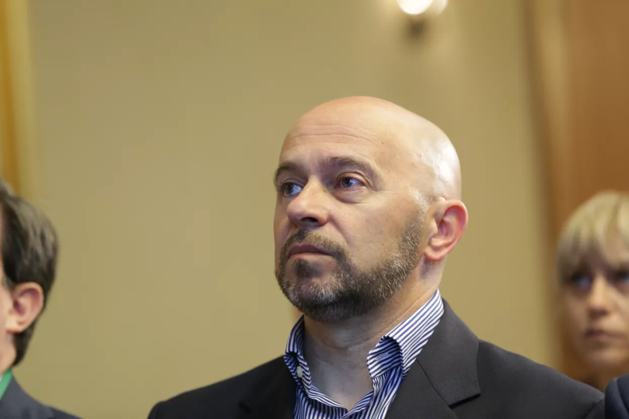 Pono&scaron; dao mandat na raspolaganje na sve funkcije u HNS-u, jo&scaron; se ne zna daje li ostavku i u Fondu
