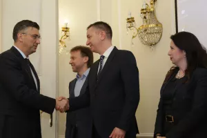 KOMENTAR:&nbsp;Umjesto biznisa, igre moći i dalje dominiraju Fortenova grupom