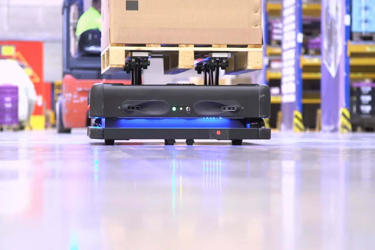 DB Schenker, najveća logistička grupacija na svijetu, uvela robote Gideon Brothersa