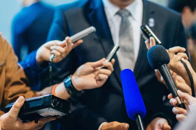 Na nemilosrdnom trži&scaron;tu nema glamura, možda samo glamuroznih odnosa