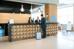 Do&scaron;li ste u hotel, uzeli su vam osobnu i spremili je sa strane? To je nezakonito!&nbsp;