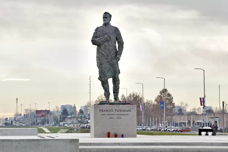 Vi&scaron;nja Stare&scaron;ina: Predizborna poplava novih tuđmana i Tuđmanovih tumača