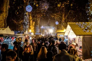 Danas u Hrvatskoj: Gradska skup&scaron;tina o statutima bolnica i Adventu u Zagrebu...