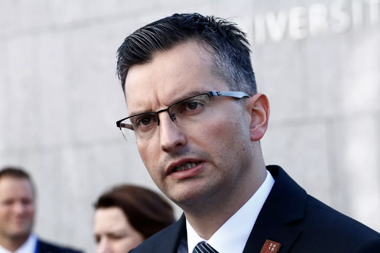 Slovenski premijer Marjan &Scaron;arec dao ostavku