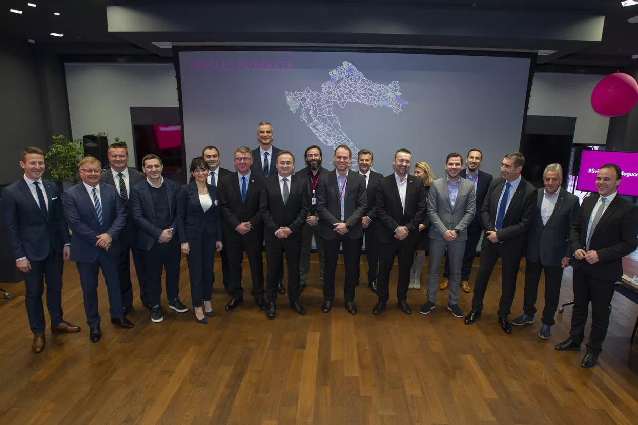 Hrvatski Telekom u naredne tri godine razvija optiku za 135.000 korisnika, pogledajte je li i va&scaron;a općina na popisu