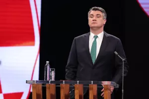 Predsjednik Milanović: Hrvatska pripada i potplaćenoj radnici na blagajni, ali i&nbsp;menadžerici