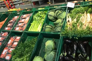 Tržnice zatvorene, a trgovine pune povrća iz koronavirusom pogođenih Italije, Austrije, &Scaron;panjolske
