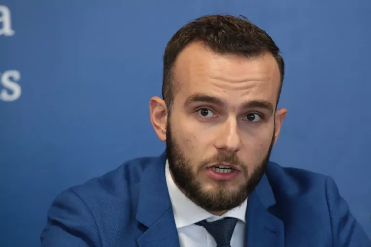 Aladrović: Isplate 3250 kuna po zaposleniku idu već ovoga tjedna, kriterije ove mjere ćemo brzo mijenjati
