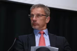 HNB plasirao bankama 350 milijuna kuna, Vujčić očekuje porast &scaron;tednje građana