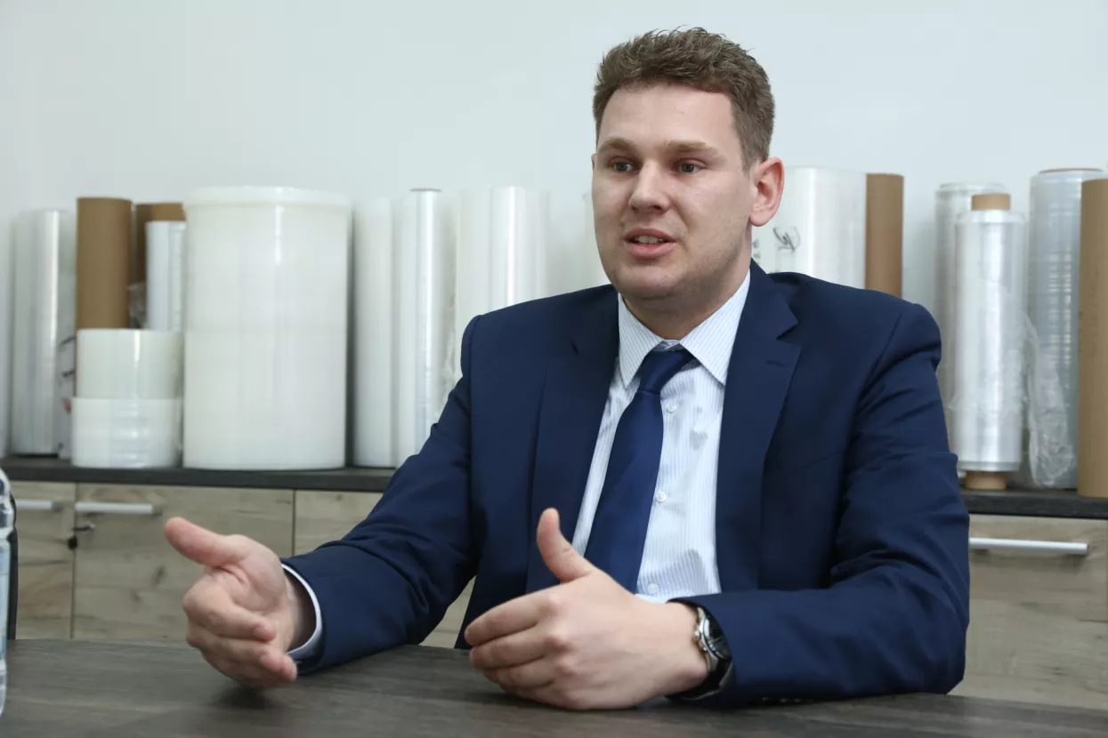 Stiven To&scaron;: Industriji bi sada jako pomoglo ukidanje naknade za obnovljive izvore energije