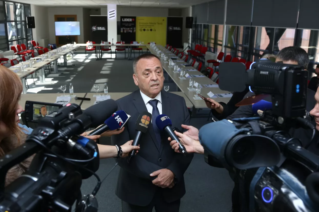 Lokalni koronapaketi (3): Osijek daje&nbsp;1000 kuna po zaposlenome, Požega i Beli&scaron;će smanjuju prirez...