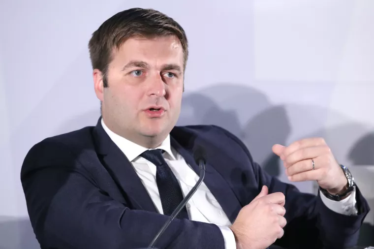 K(o)ronologija popu&scaron;tanja s pripremama za izbore &nbsp;