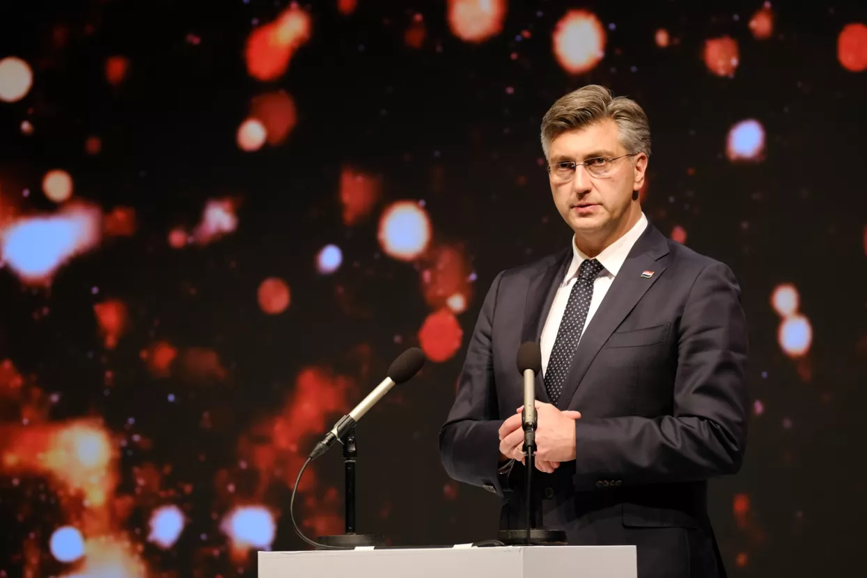 Vi&scaron;nja Stare&scaron;ina: Novi val usta&scaron;a i partizana opet će braniti jednopartijsko vi&scaron;estranačje