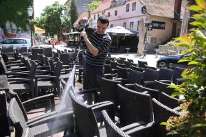 Popu&scaron;tanje mjera: Ugostitelji mogu raditi i nakon 23 sata, u vrtićima vi&scaron;e djece