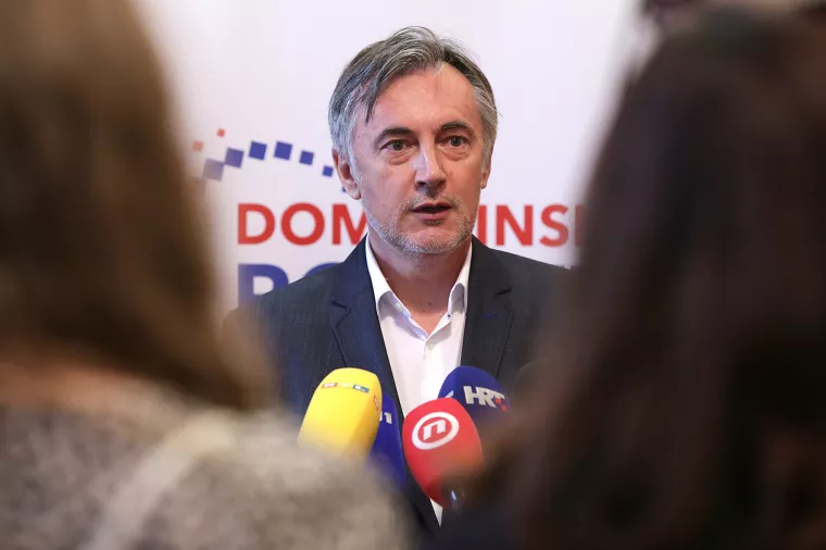 Izborna k(o)ronologija s omladincem &Scaron;korom i velikom koalicijom