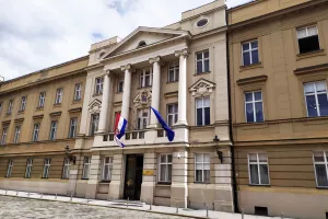 Danas u Hrvatskoj: Konstituiranje 10. saziva Hrvatskog sabora, performans Zelene akcije ispred MZOE...