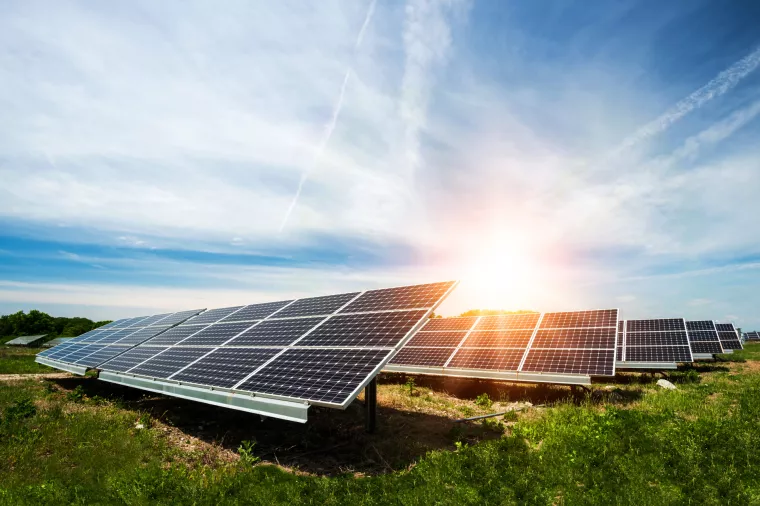 U Novalji niče solarna elektrana vrijedna 10 milijuna eura, lokalna samouprava dobivat će oko 250.000 kuna godi&scaron;nje!