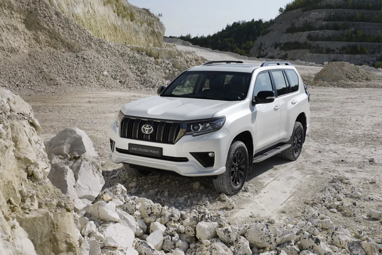 [VIDEO] Toyota Land Cruiser: Dotjerani model s boljim performansama i paketom Black