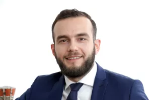 Aladrović: Mjere pomoći gospodarstvu financirat će EU fondovi, HZZ u ponedjeljak donosi novu odluku