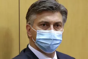DUG ZA LIJEKOVE: Plenković priti&scaron;će veledrogerije Todorićevom metodom
