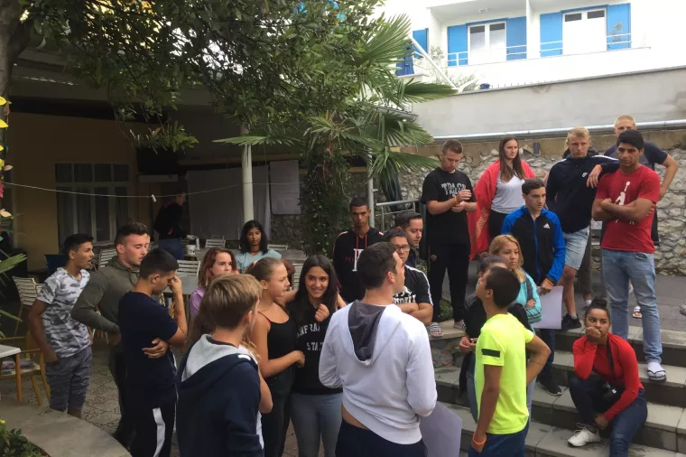 Konkurentniji start na trži&scaron;tu rada: Dvadeset troje udomljene djece dobilo vozački ispit