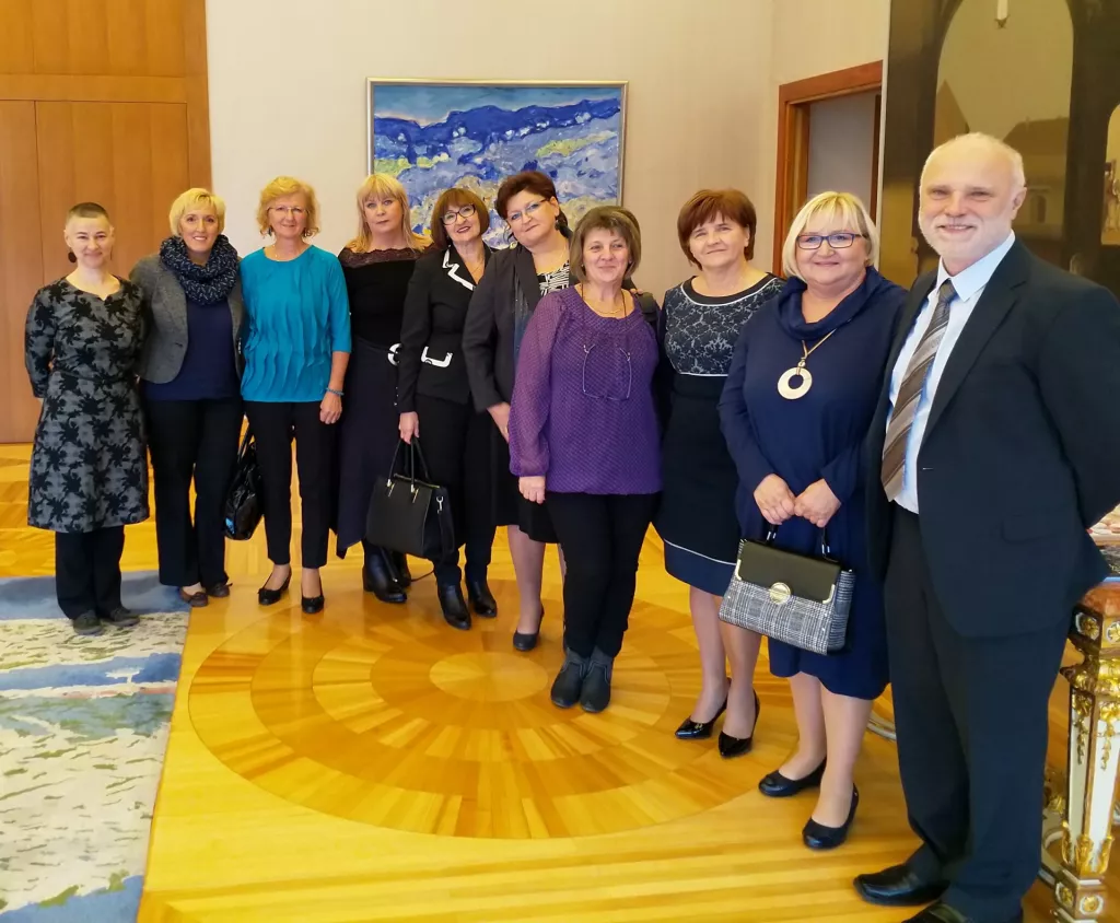 Konkurentniji start na trži&scaron;tu rada: Dvadeset troje udomljene djece dobilo vozački ispit