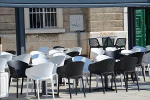 Kako dobiti naknadu za fiksne tro&scaron;kove poslovanja?