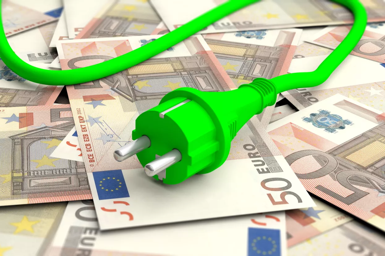 EU želi manju ovisnost o dolaru i značajniju ulogu eura u energetskom sektoru