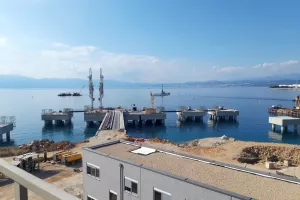 Svečano pu&scaron;ten u rad plutajući LNG terminal u Omi&scaron;lju