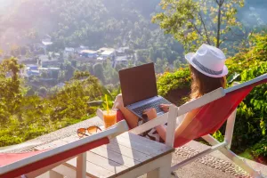 Kako postati digitalni nomad? Zna Melissa Paul, vlasnica prve digitalne vize za nomade u Hrvatskoj
