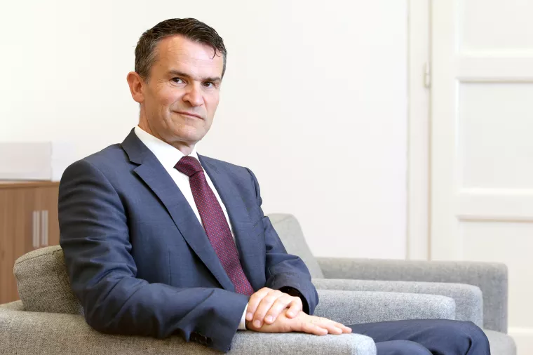 HANFA - Javno savjetovanje o Zakonu o alternativnim investicijskim fondovima