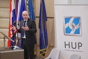 HUP: Iz duboke krize jedino nas mogu izvući investicije u privatnom sektoru, treba nam 50 posto EU novca