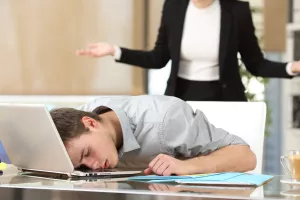 Nenormalna regulacija - Kad će zakon koji neće &scaron;tititi neradnike?