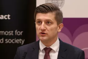 Marić na sastanak s veledrogerijama nije do&scaron;ao s konkretnom ponudom; Zalihe lijekova su ograničene