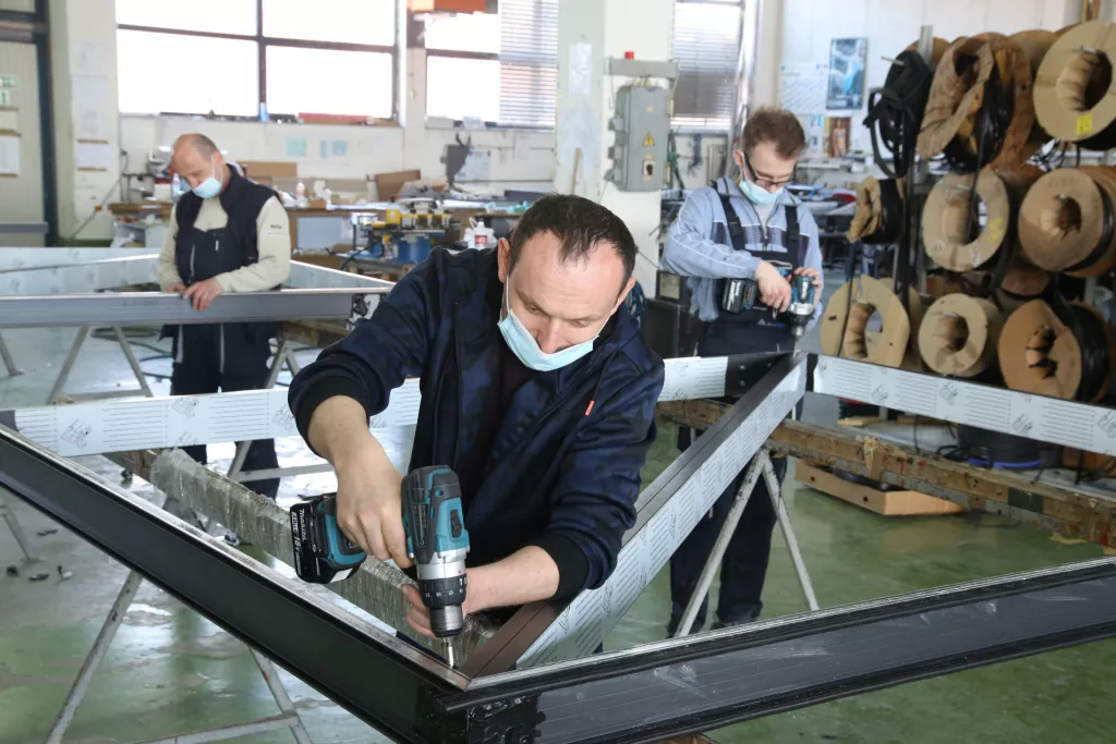 Alu-Kon spreman staviti svoj aluminijsko-stakleni pečat na energetske obnove i europsko trži&scaron;te