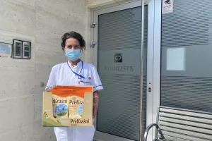 PreKra&scaron;ni kolačići za žene u rodili&scaron;tima povodom Majčinog dana
