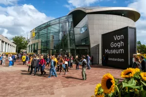 Muzejska inovacija - Miri&scaron;ite kao slike Vincenta van Gogha